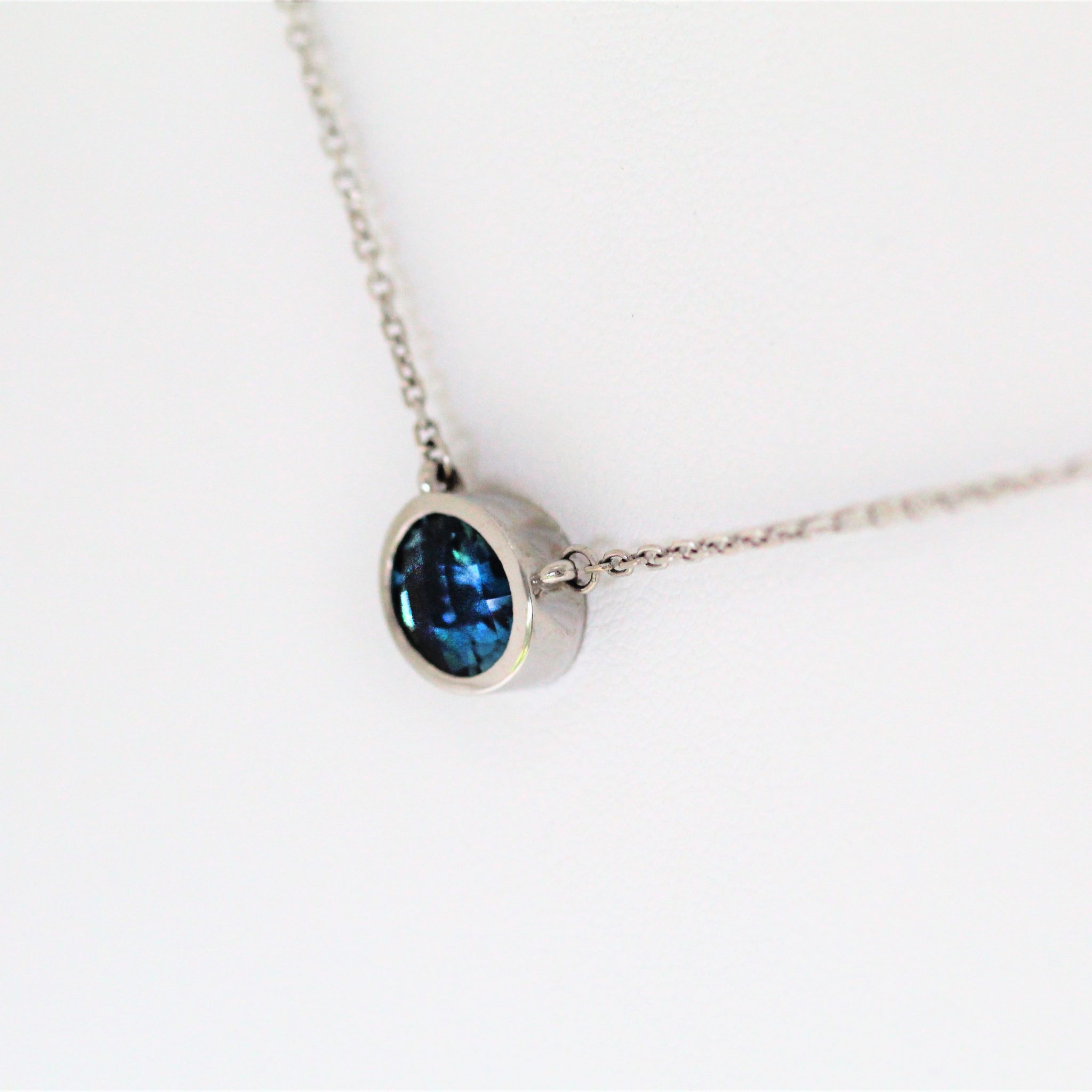 14kt White Gold Blue Topaz Necklace - The Diamond Shop